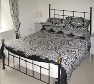 Melbourne Cottage, double bedroom